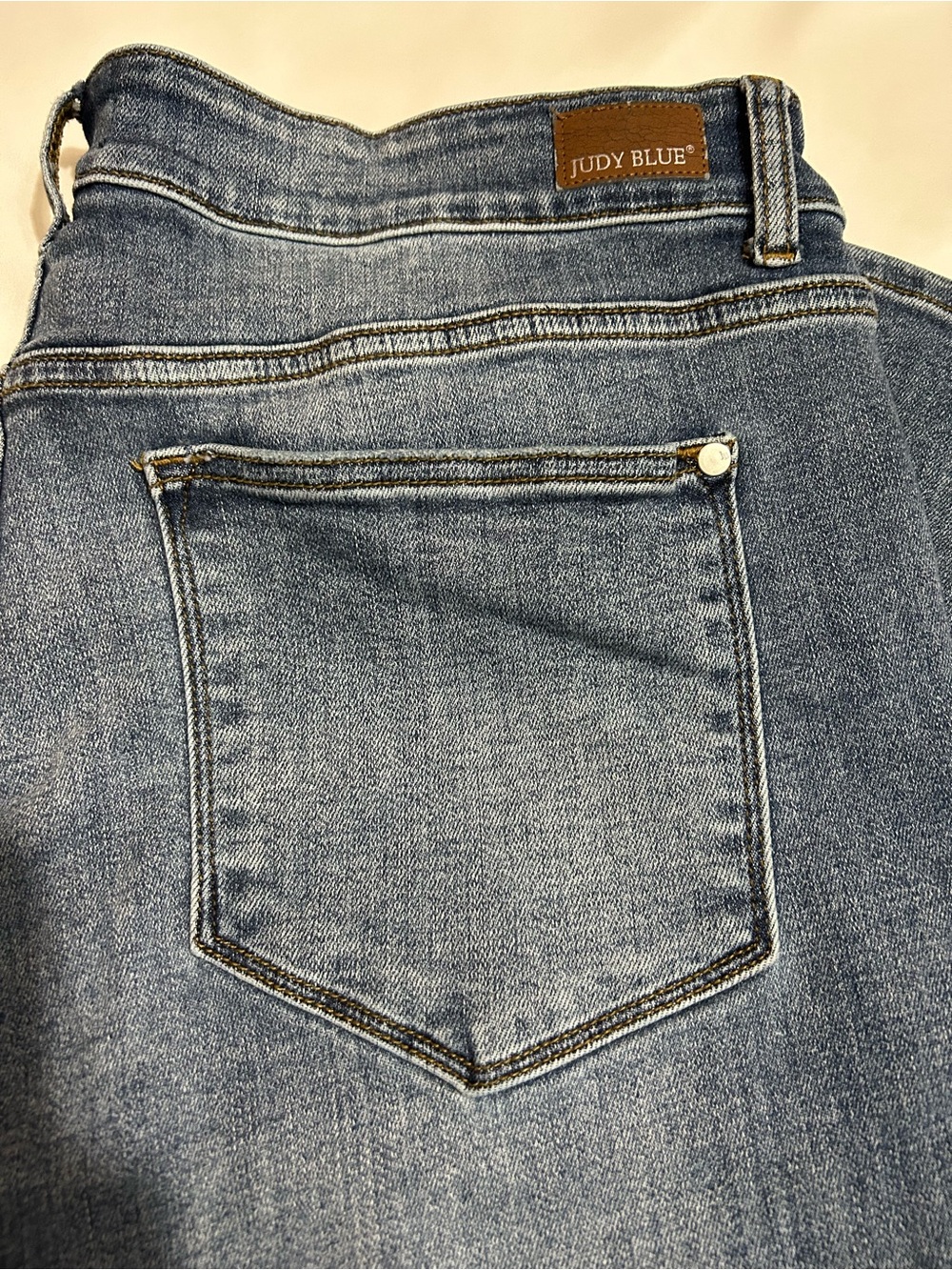 Judy Blue Light Blue Denim Jeans with Brown Patch - Picture 2 of 5